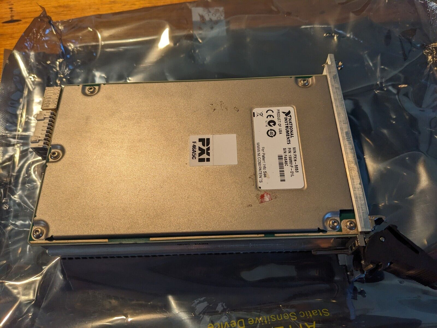 National Instruments NI PXIe-5653 RF Analog Signal Generator 8.3GHz with 2.5GHz Bandwidth - NATIONAL INSTRUMENTS