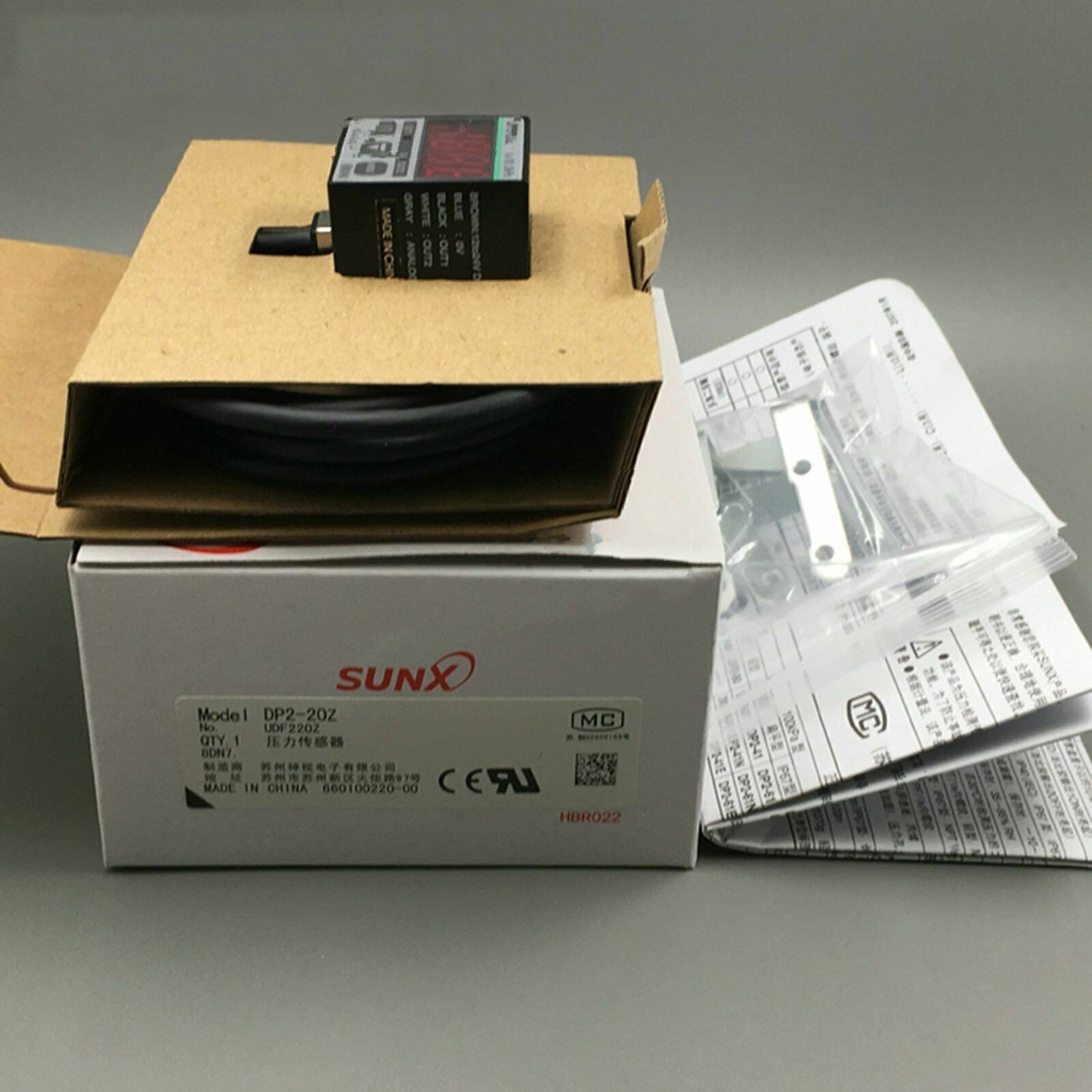 DP2-20Z  For Panasonic SUNX Pressure Sensors DP220Z In Box#QW