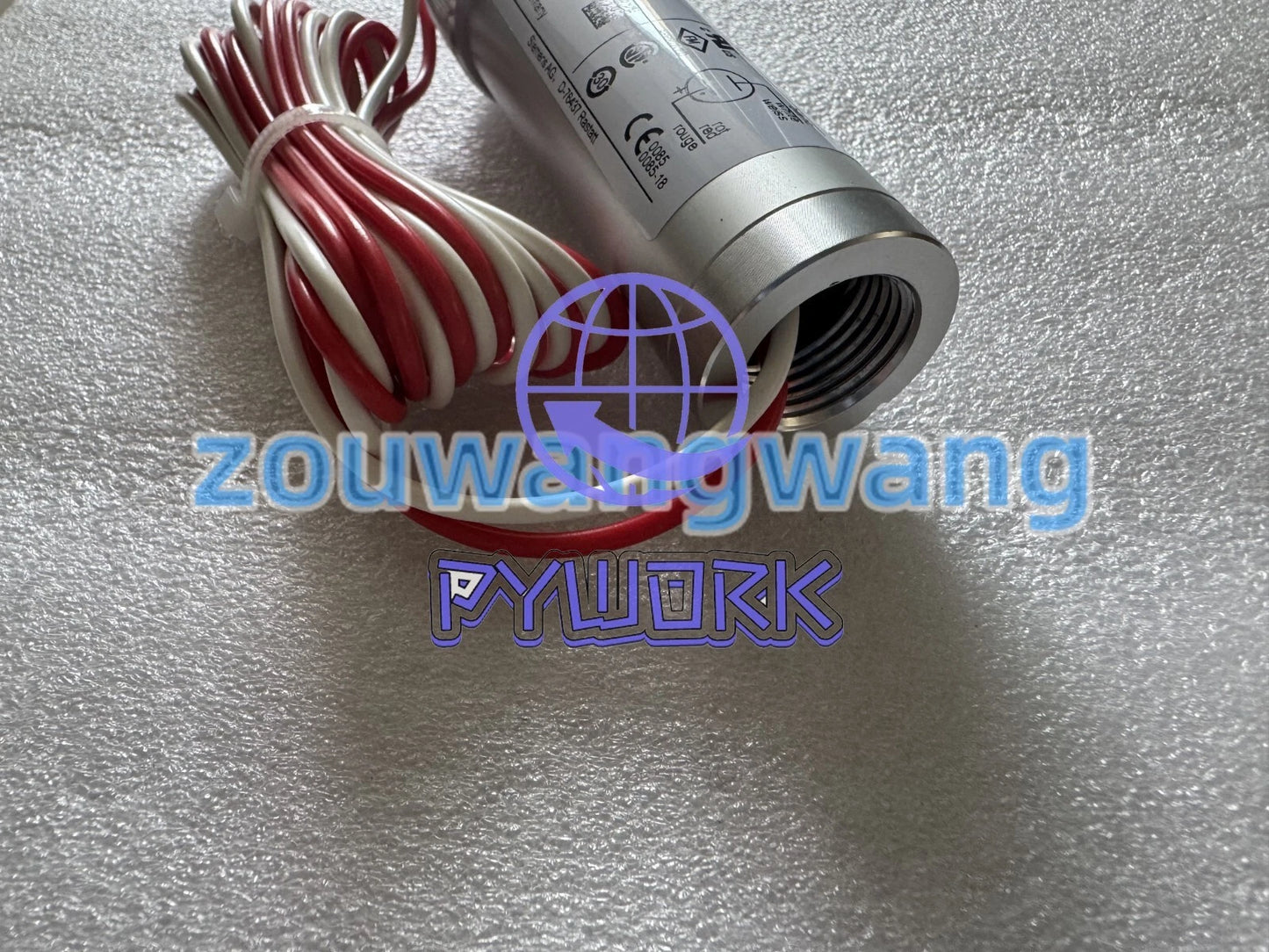 1PCS QRA4.U flame detector#