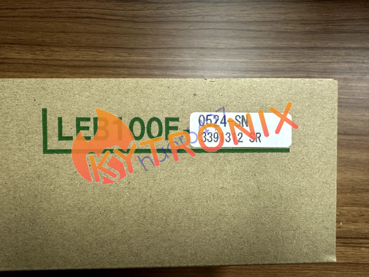 1PCS LEB100F-0524 LEB100F-0524-SN COSEL IN BOX