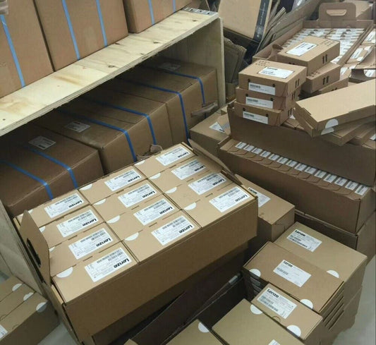 1PCS LENZE ESV371N01SXB Module - LENZE