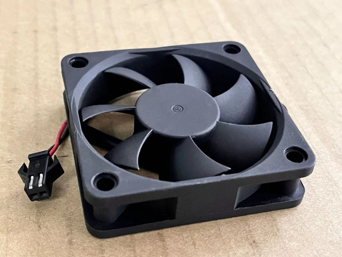 new 1PC ARX 6015 FD1260-A1012C DC12V 0.19A 6CM cooling fan