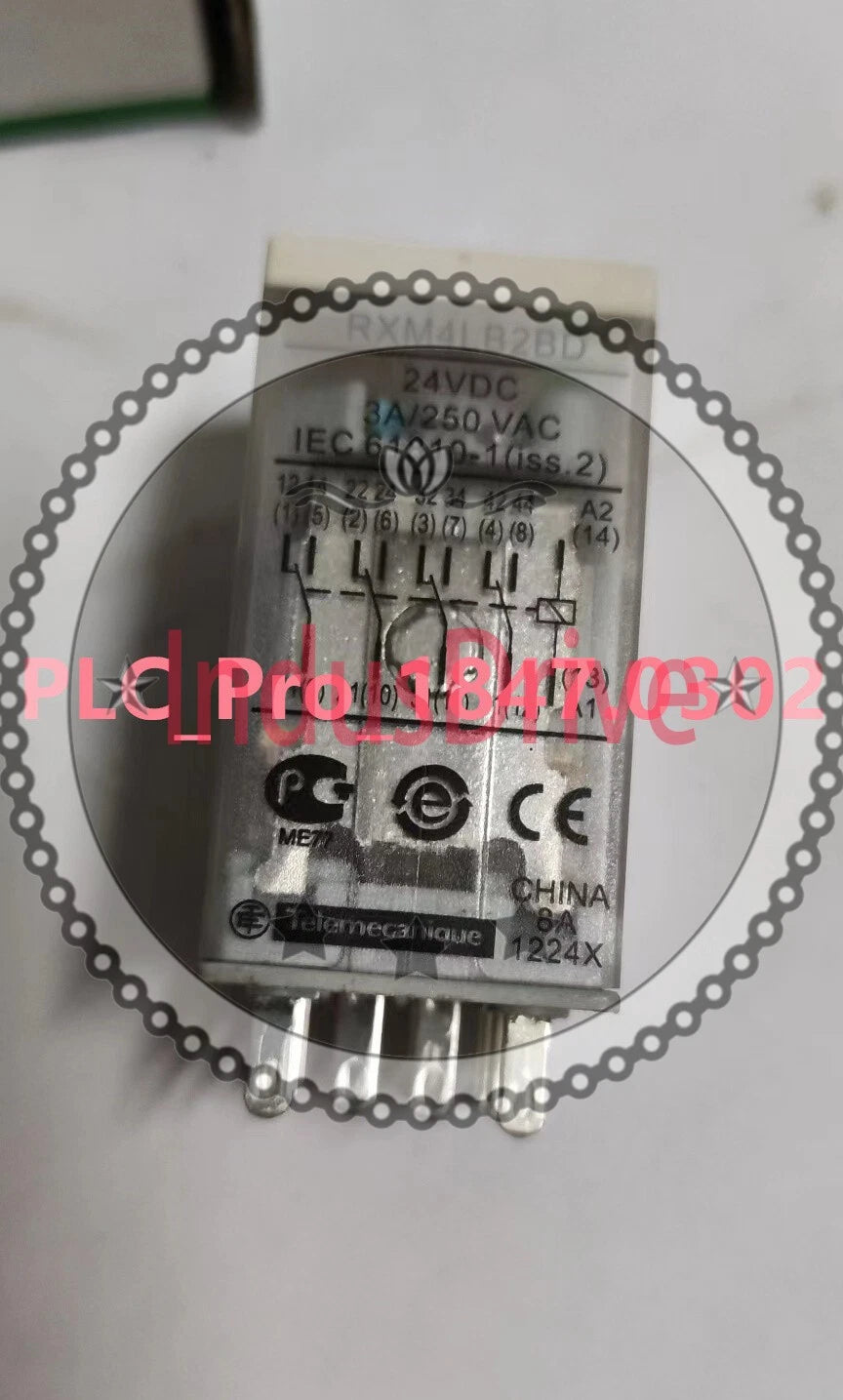 RXM4LB2BD 1PC Schneider Intermediate relay RXM4LB2BD DC24V #zy