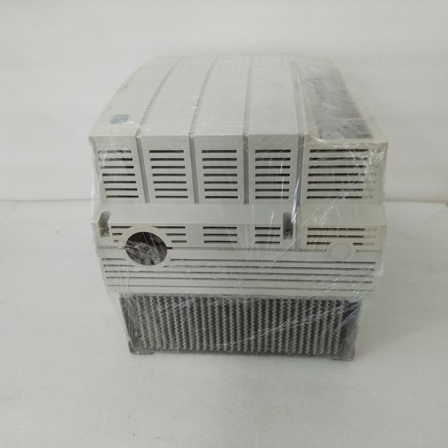 Lenze INVERTER EVS9328-ES refurbished used - LENZE