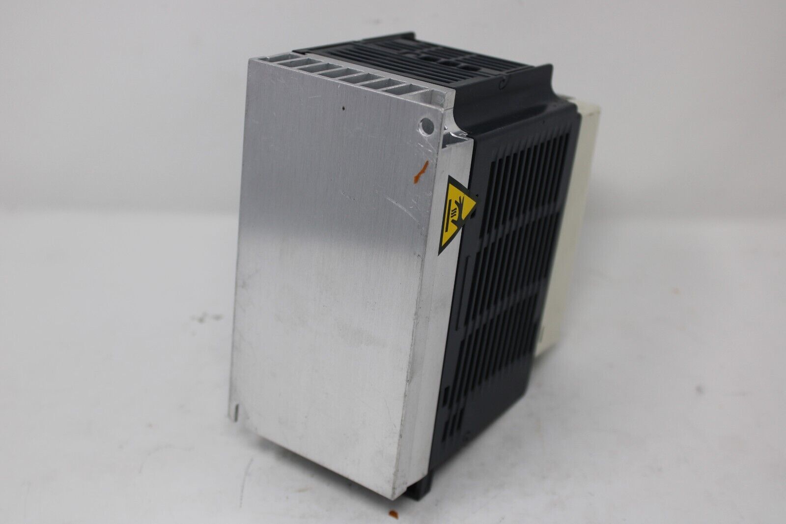 used Schneider ATV12H037M2 Variable Speed Drive - SCHNEIDER
