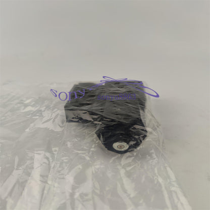 new One YUKEN DSG-01-2B3B-D24-50 Solenoid Valve - YUKEN