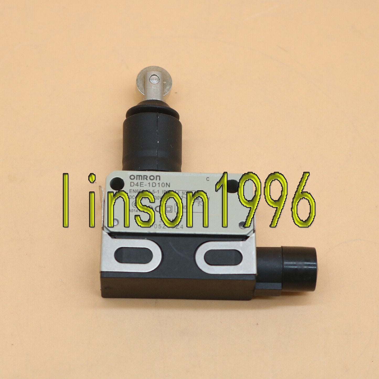 Omron D4E-1D10N Limit Switch - OMRON