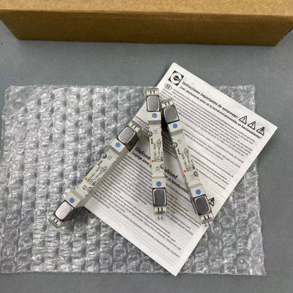 one smc VQZ1151-5L01 solenoid valve Spot stock