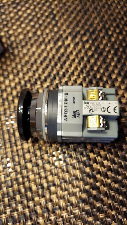 New Idec ABD310N-B 30mm Black Push Button - IDEC