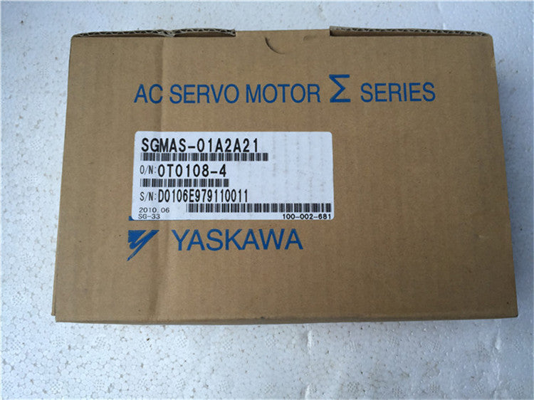 1PC YASKAWA AC SERVO MOTOR SGMAS-01A2A21