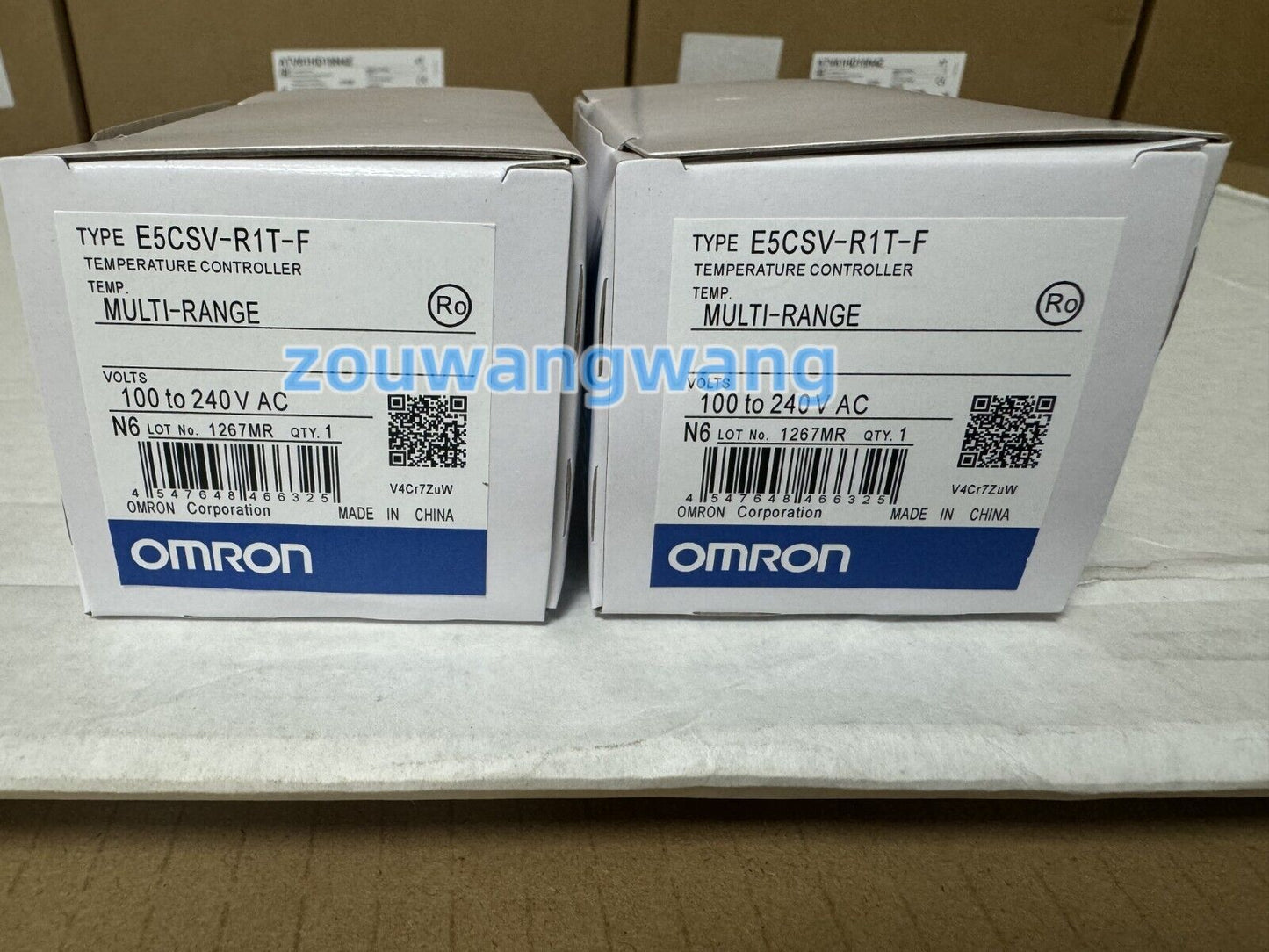 new In Box Omron E5CSV-R1T-F E5CSVR1TF Temperature Controller - OMRON