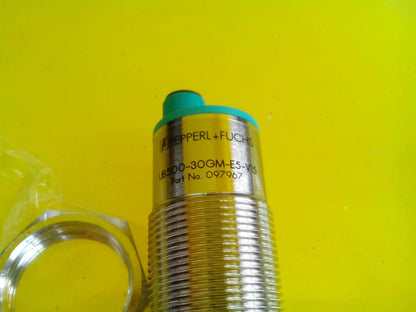 Ultrasonic Sensor UB500-30GM-E5-V15 - PEPPERL+FUCHS