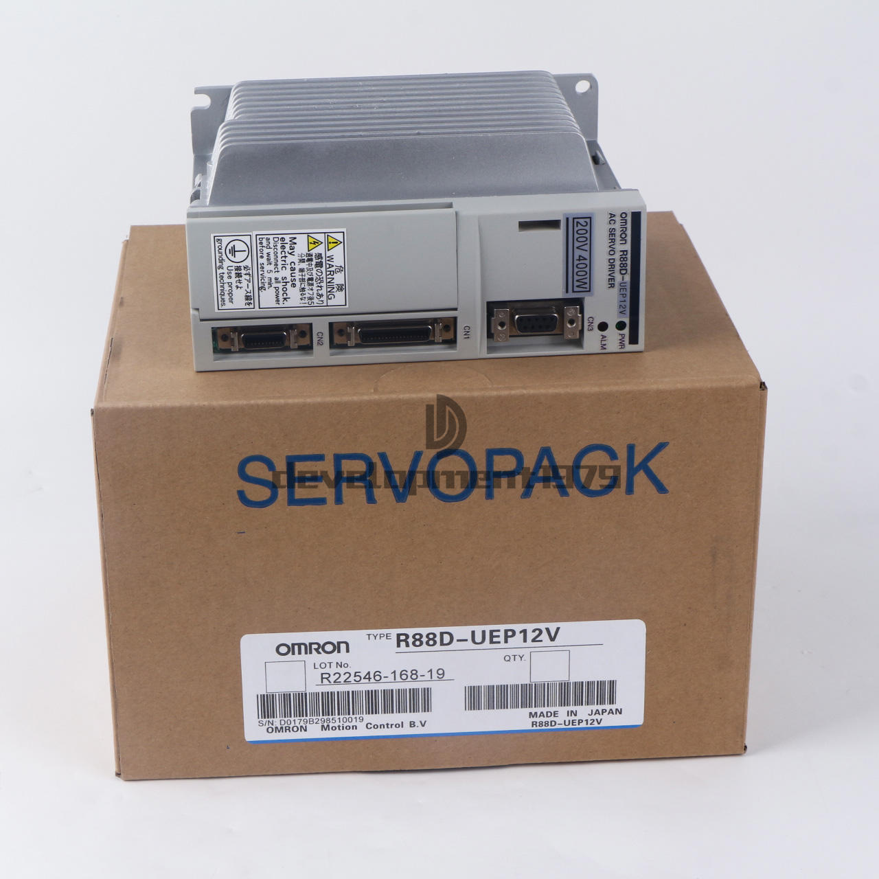 new ONE Omron R88D-UEP12V Servo Drive - OMRON
