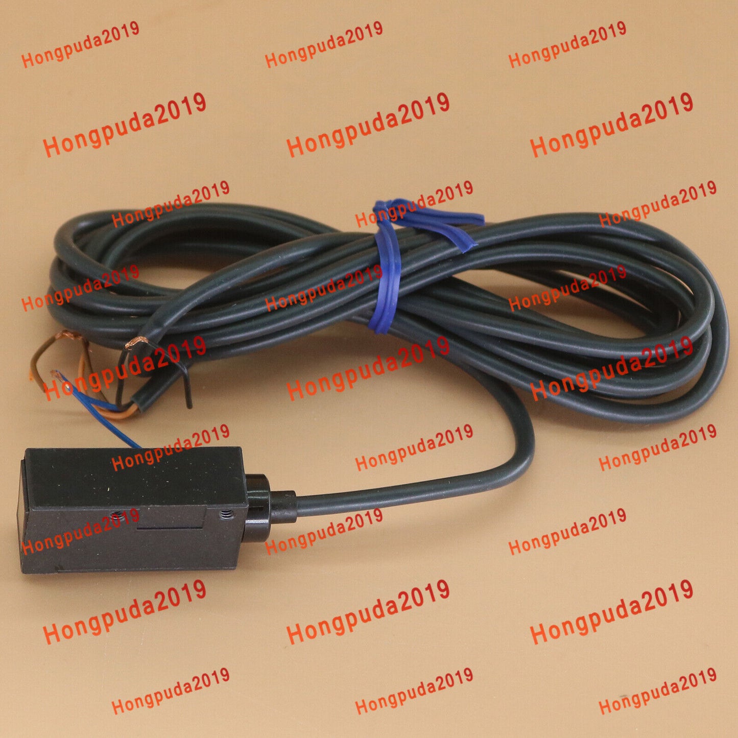 Omron E3R-DS30E4 2m Photoelectric Sensor - OMRON
