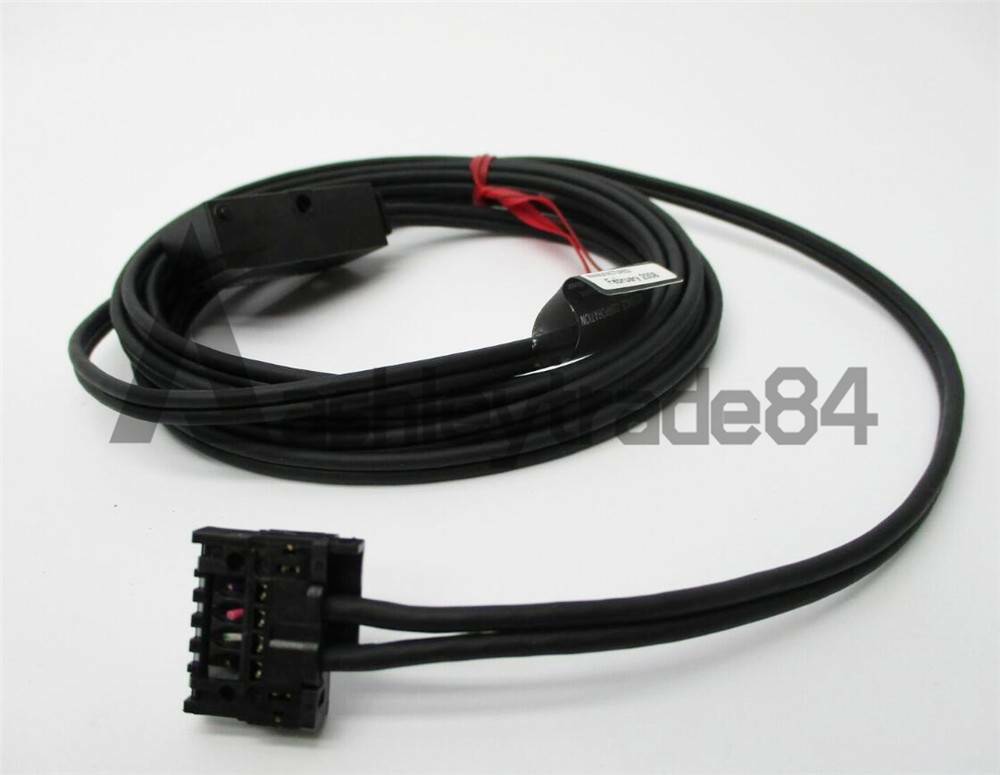 One KEYENCE LV-S62 Proximity Switch Sensor LVS62