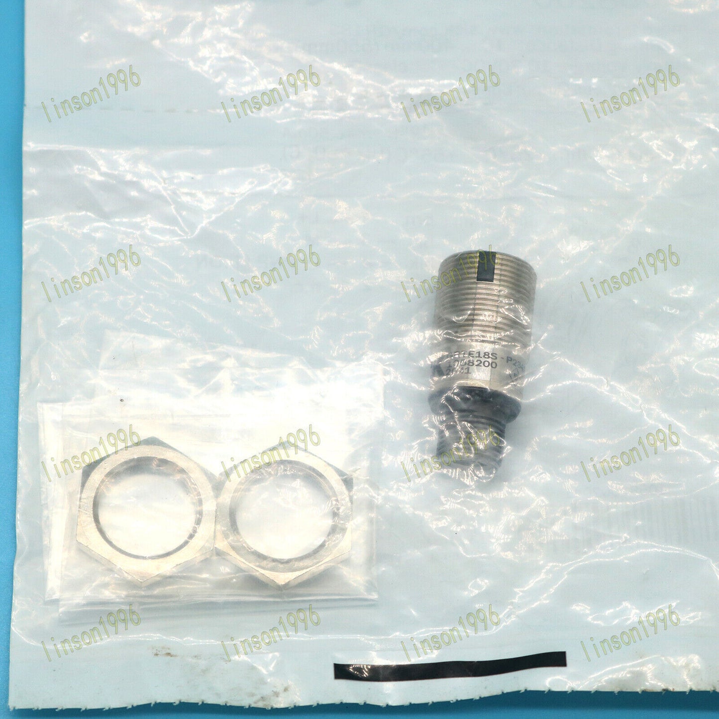 new 1PC SICK Photoelectric switch GRTE18S-P2342 1058200 spot stock optimized - SICK