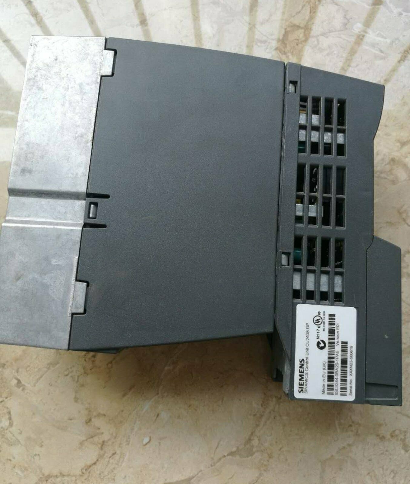 used ONE  SIEMENS 6SL3224-0BE21-5UA0 1.5KW frequency converter Tested Good