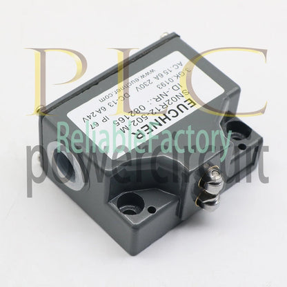 1PC EUCHNER SN02R12-502-M SN02R12502M Limit Switch Free Shipping