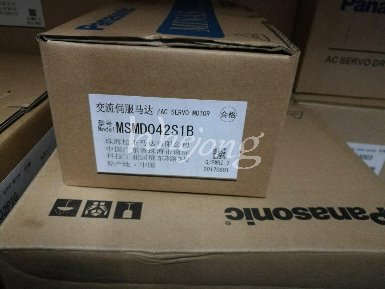 new 1PCS Panasonic AC Servo Motor MSMD042S1B - PANASONIC