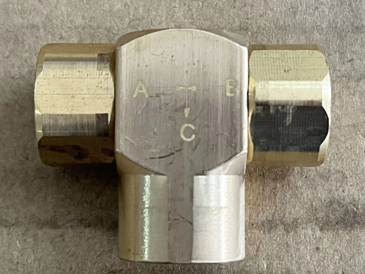 QTY:1 408893 Shuttle Valve FIT FOR Sullair Air Compressor Parts