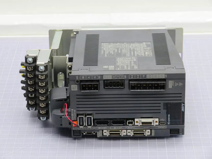 Mitsubishi MR-J4-200B-RJ020 Servo Drive New - MITSUBISHI