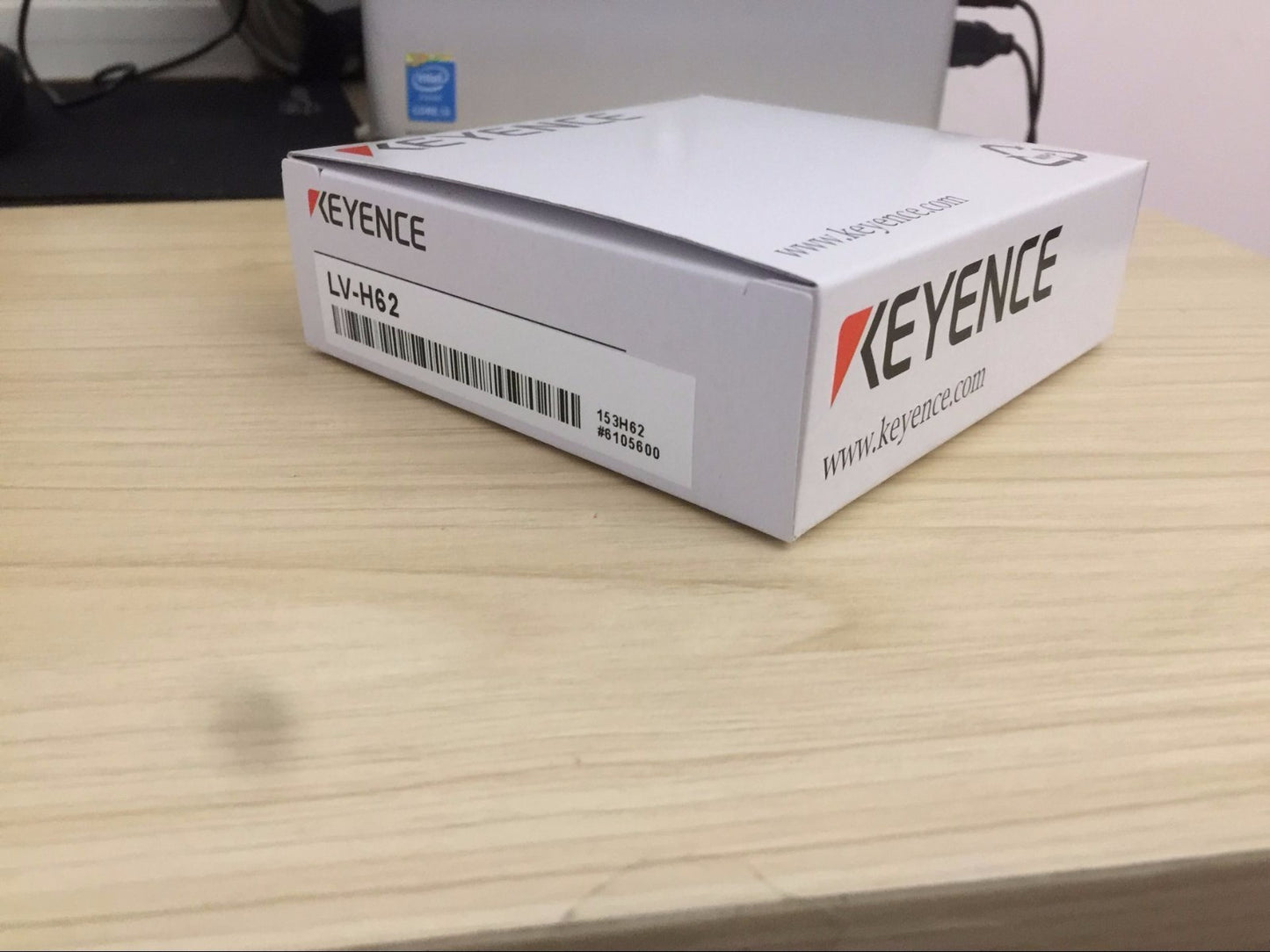 keyence LV-H62 LVH62 Laser Sensor