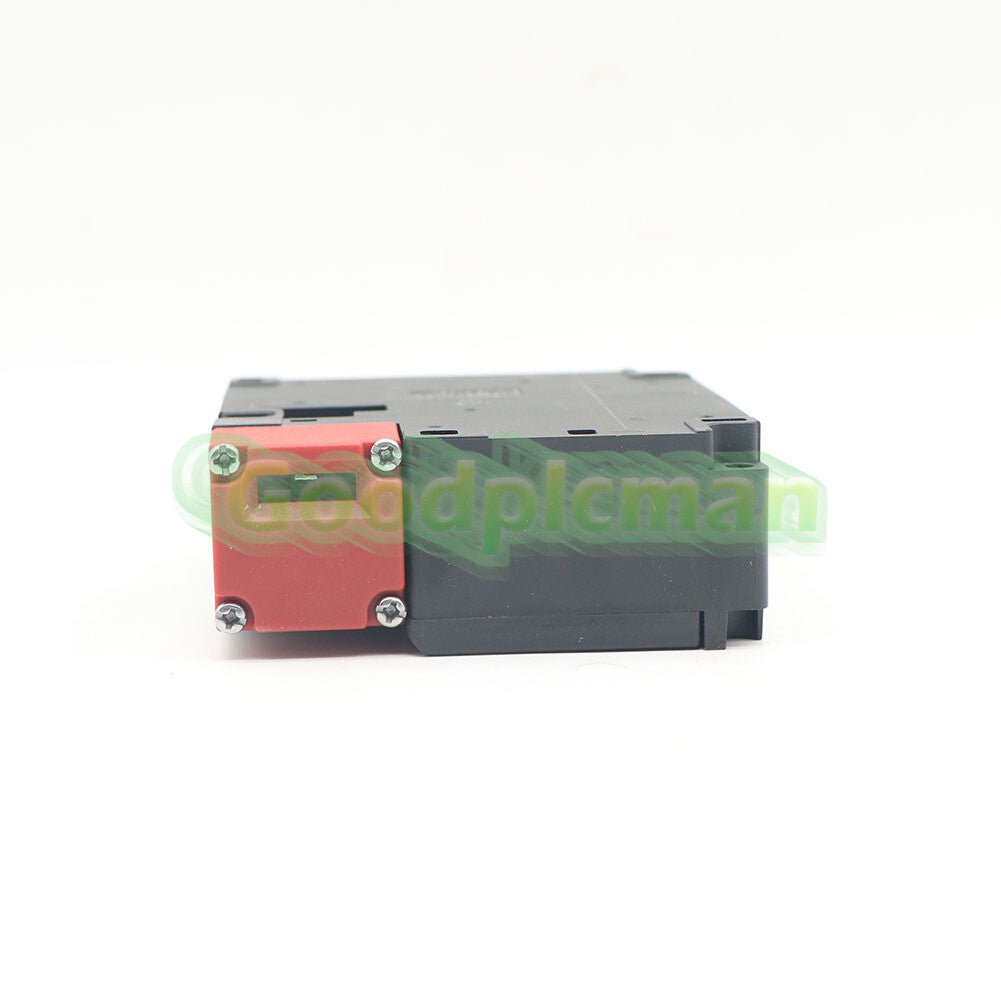 Omron Safety Door Switch D4NL-4EFG-B 1Pcs*