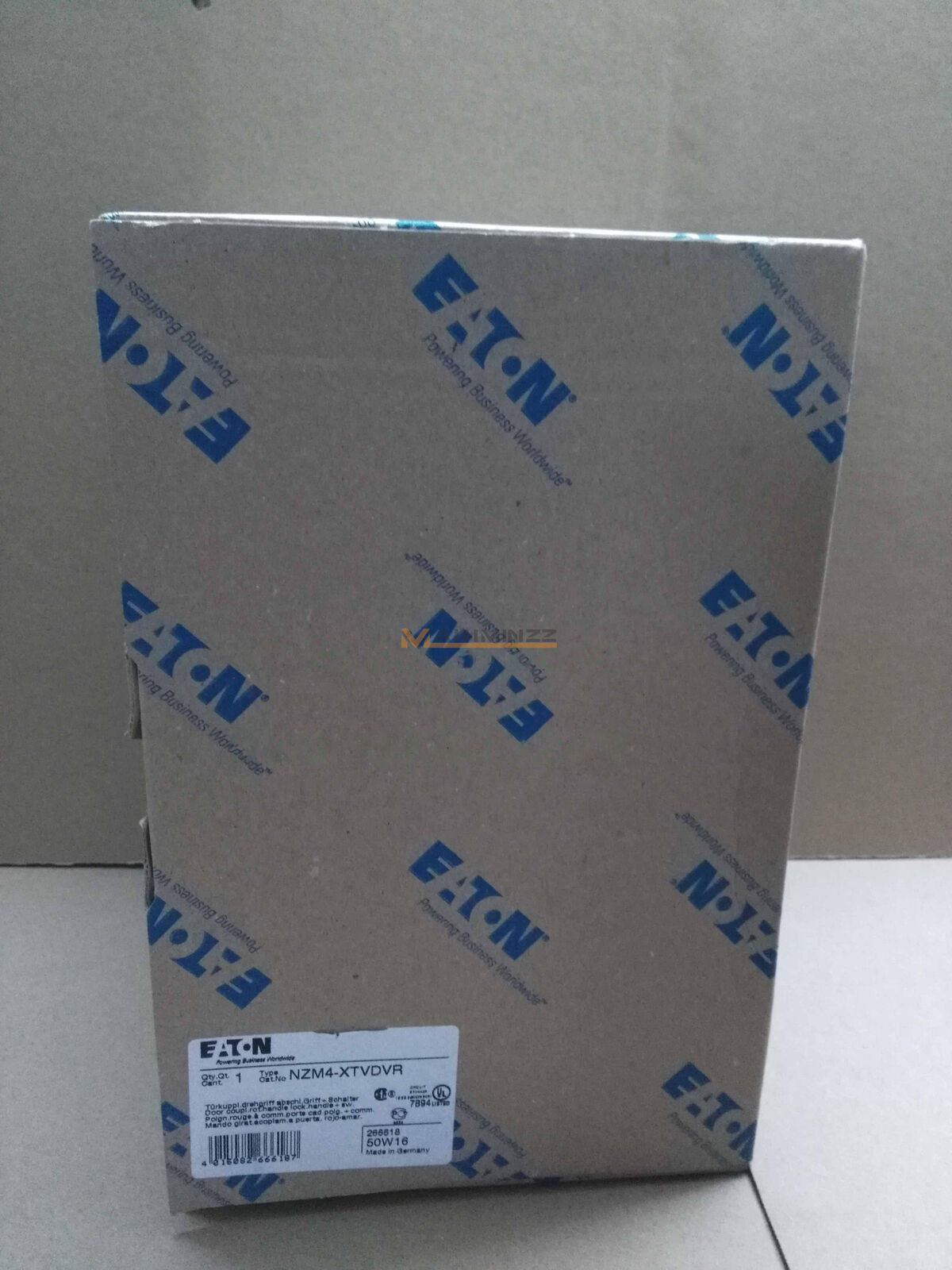 Eaton NZM4-XTVDVR circuit breaker handle - EATON