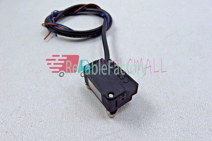 Keyence PZ-G52T Photoelectric Sensor PZG52T (1pcs)
