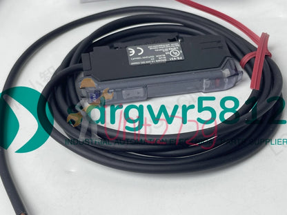 Keyence Digital Fiber Optic Sensor Switch Amplifier FS-V31 FSV31 #un