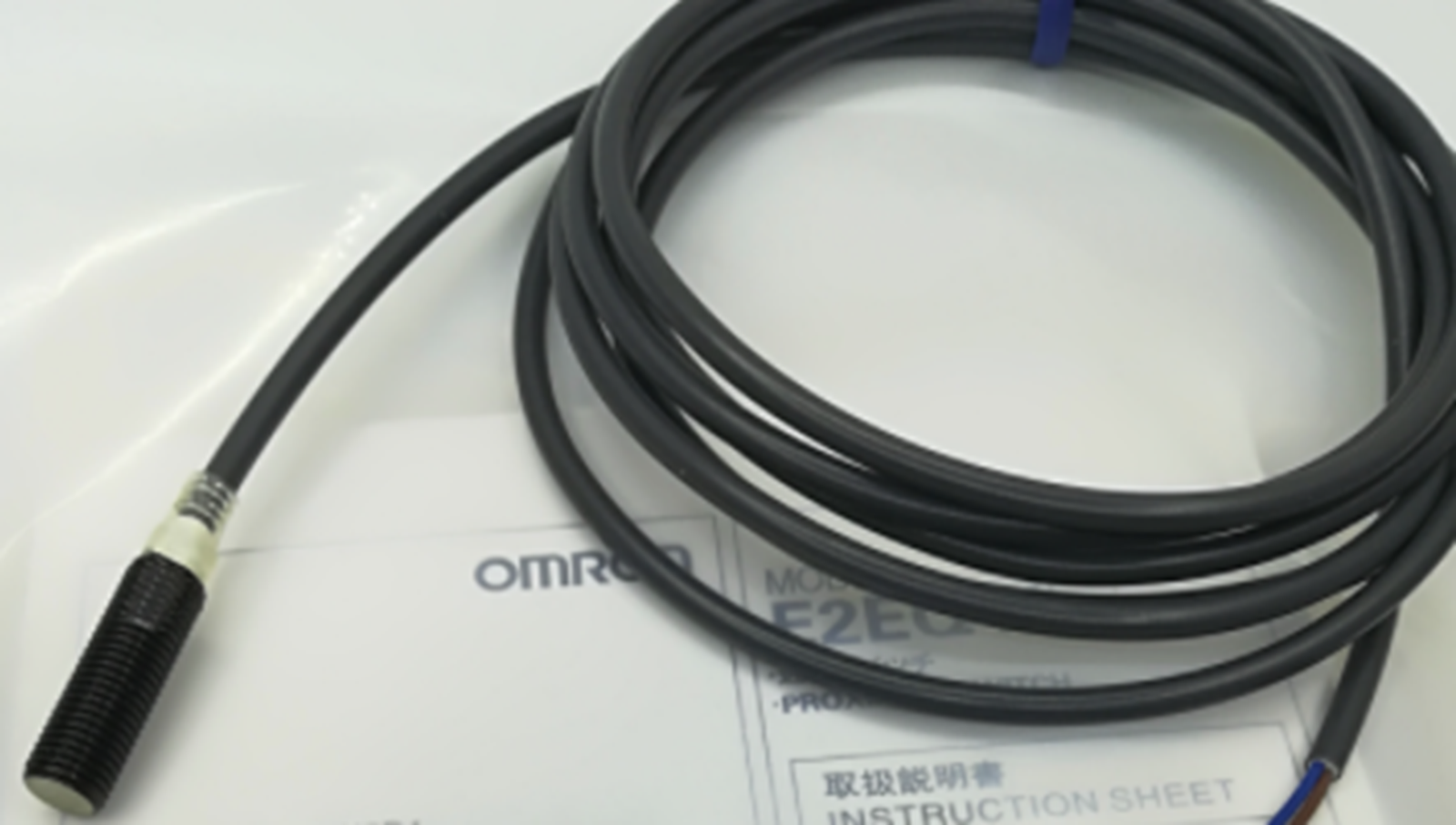 OMRON E2EQ-X8X1-M1J Proximity Switch | Distance Sensor | 24V DC | 10cm Range | Easy Installation | Long-lasting Performance - OMRON