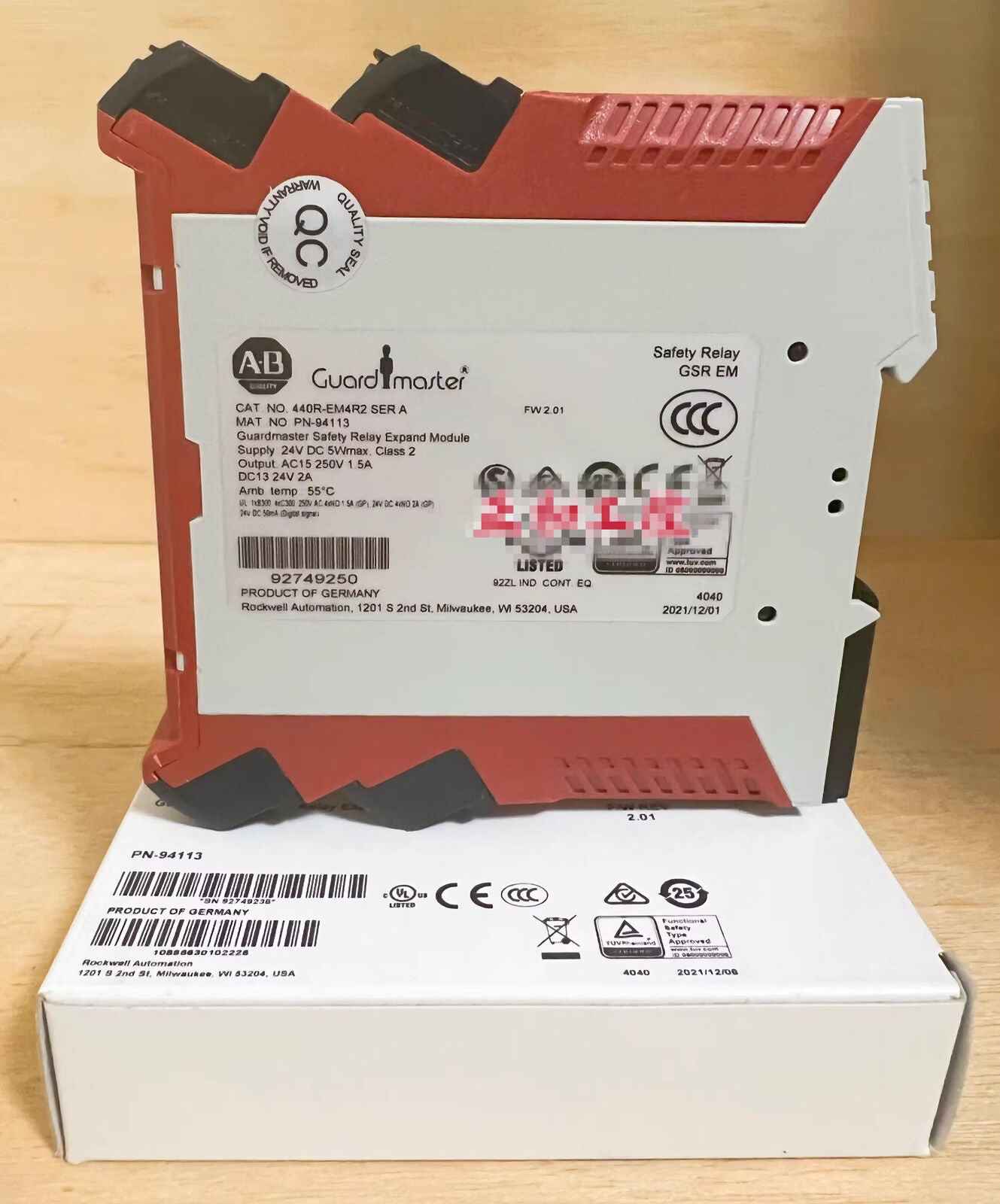 new 1pcs AB Safety Relay 440R-EM4R2 GSR EM PN-94113 - AB SAFETY RELAY
