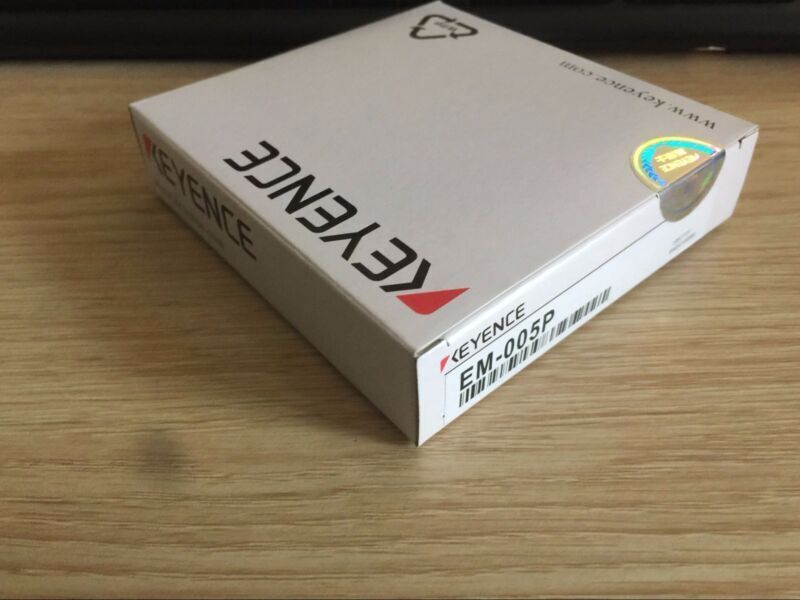 1PC Keyence EM-005P Sensor In Box