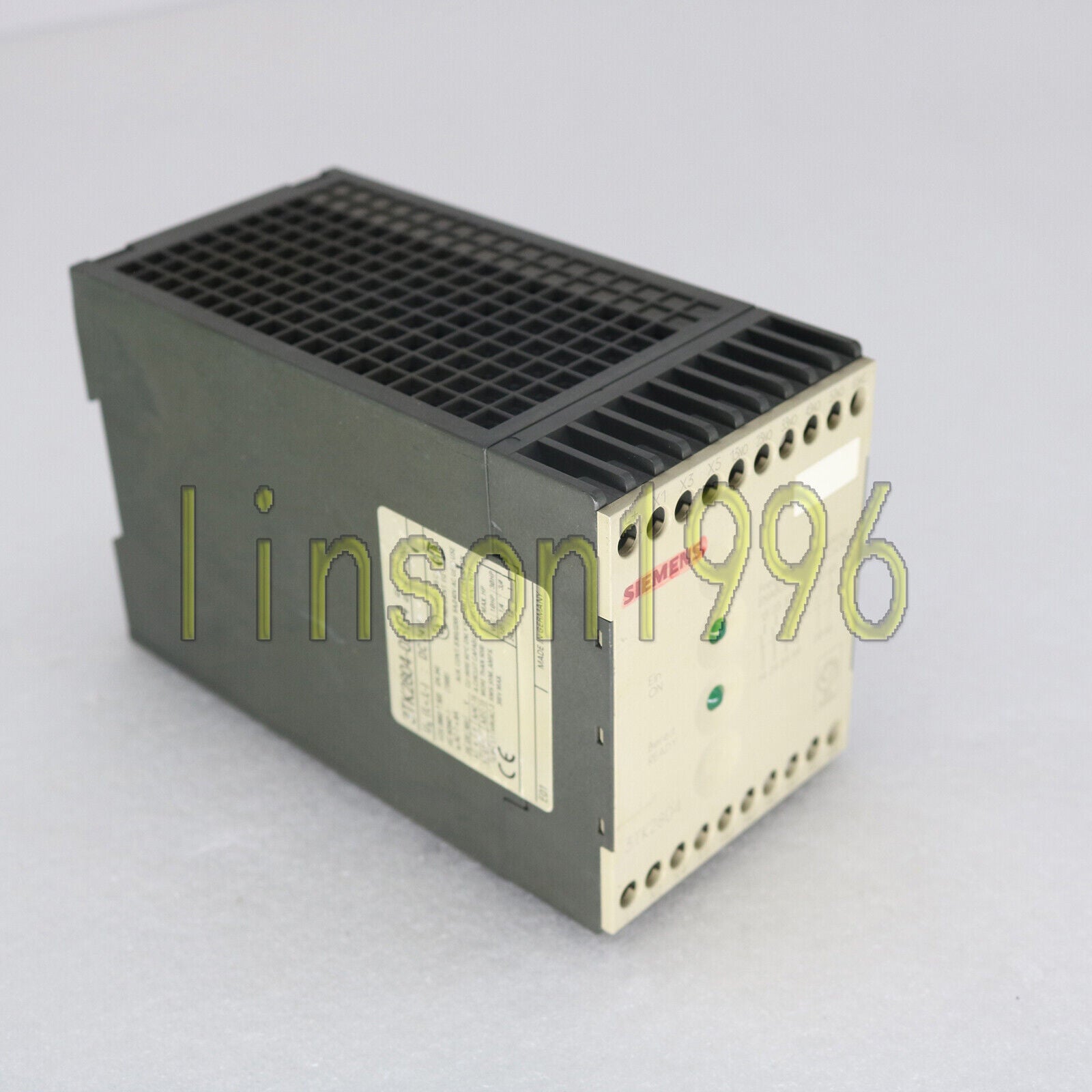 used ONE   Siemens 3TK2804-0BB4 safety relay 3TK28040BB4 Siemens