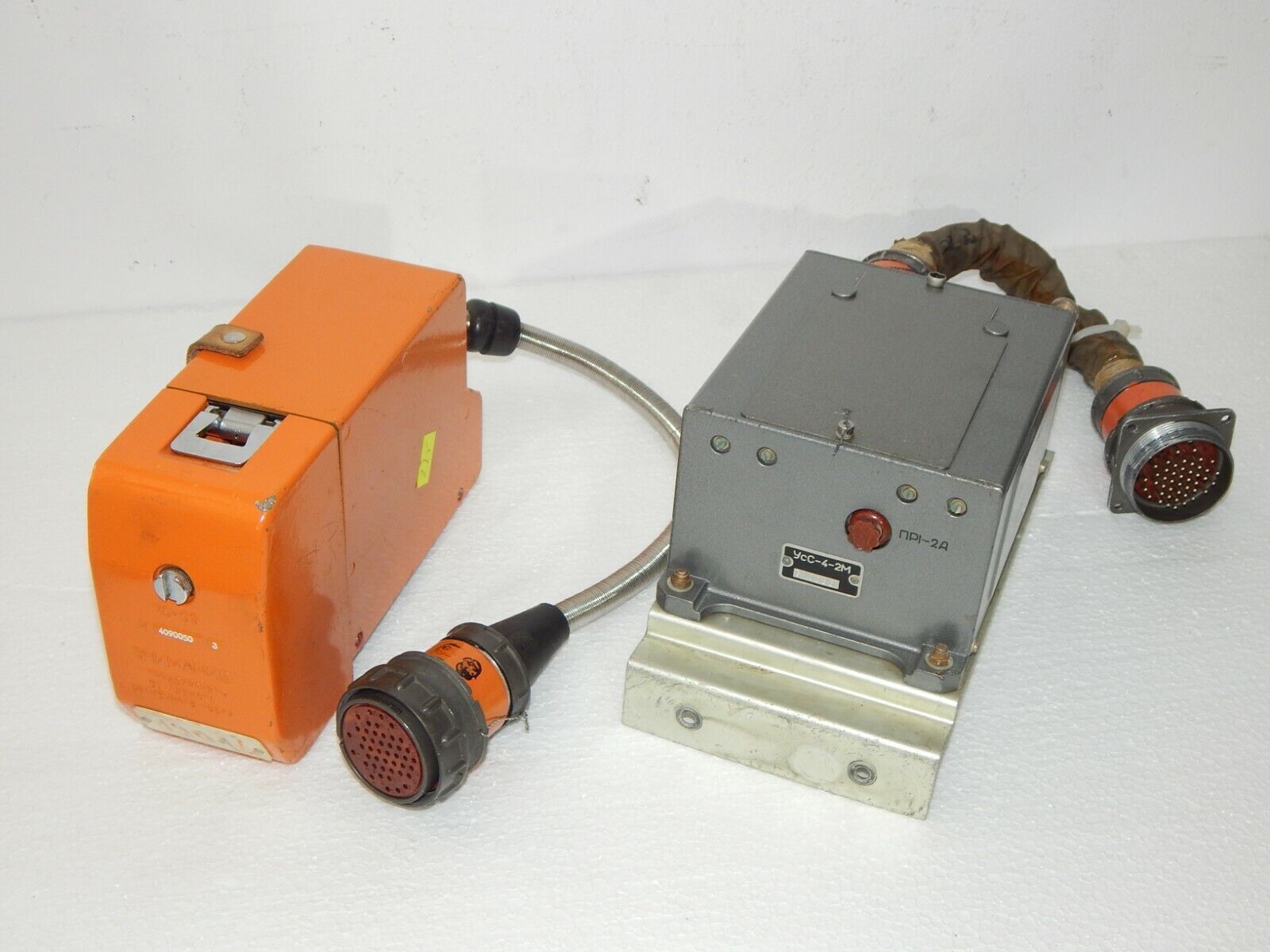 MiG-21 MiG-21 Flight Data Recorder KS-05 Black Box Plane - BLACK BOX