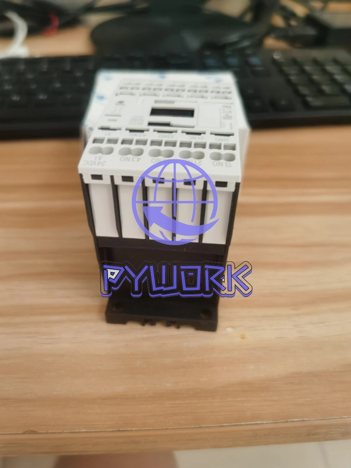 1Pcs Eaton Moeller DILAC-31 XTREC10B31TD DC Contactor 24VDC ~