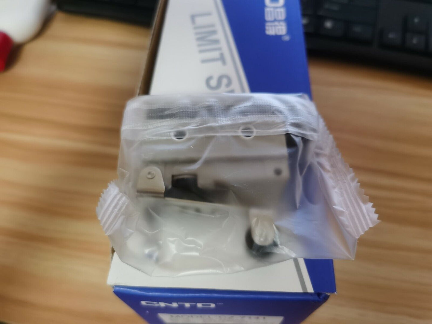 new 5PCS CNTD CZ-7141 CZ7141 LIMIT SWITCHS - INDUSTRIAL AUTOMATION PARTS