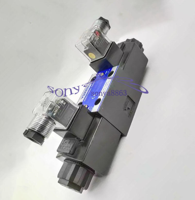 new  ONE YUKEN Electromagnetic directional valve DSG-03-3C60-A240-N1-50