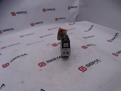 JOHNSON CONTROLS P20EB-1C AIR PRESSURE REGULATOR - JOHNSON CONTROLS