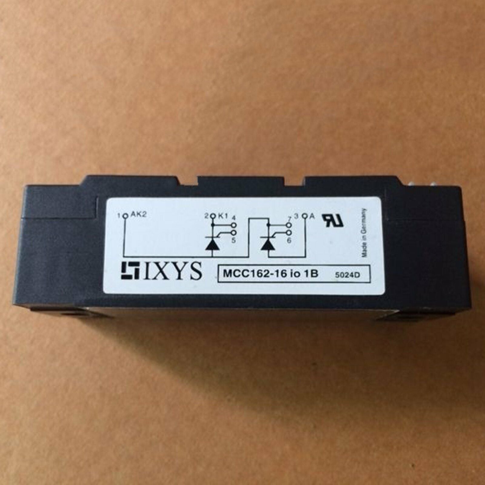 new 1PCS  IXYS Power Module Supply MCC162-16IO1B