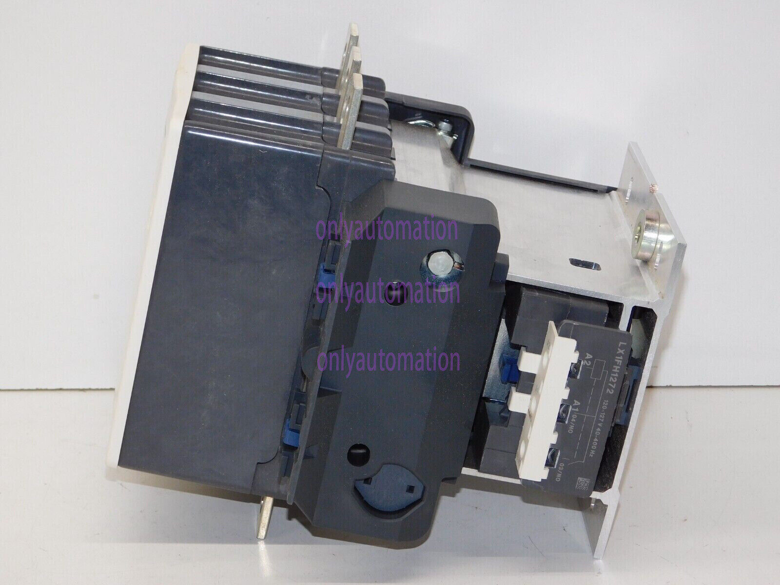 new Schneider Electric LC1F330G7 Non-Reversing 330 Amp 600 VAC IEC Contactor - SCHNEIDER ELECTRIC