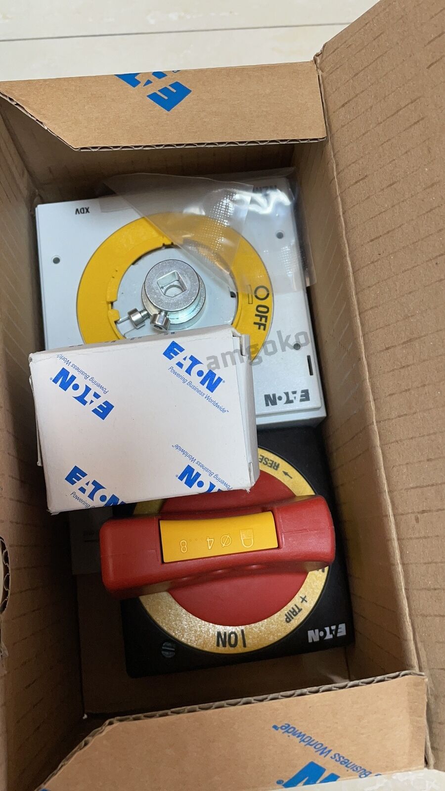 new 1PC EATON MOELLER NZM2-XTVDVR-0 - EATON