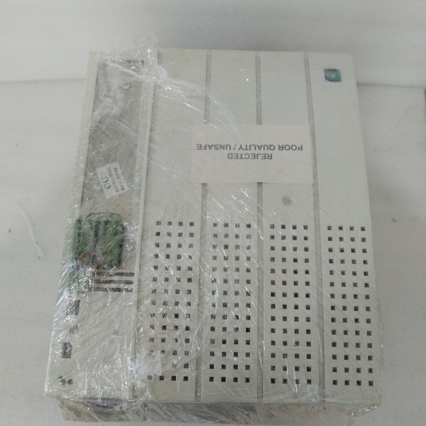 Used Lenze INVERTER EVF8221-E refurbished, high efficiency inverter, 220V 50Hz, 1500W - LENZE