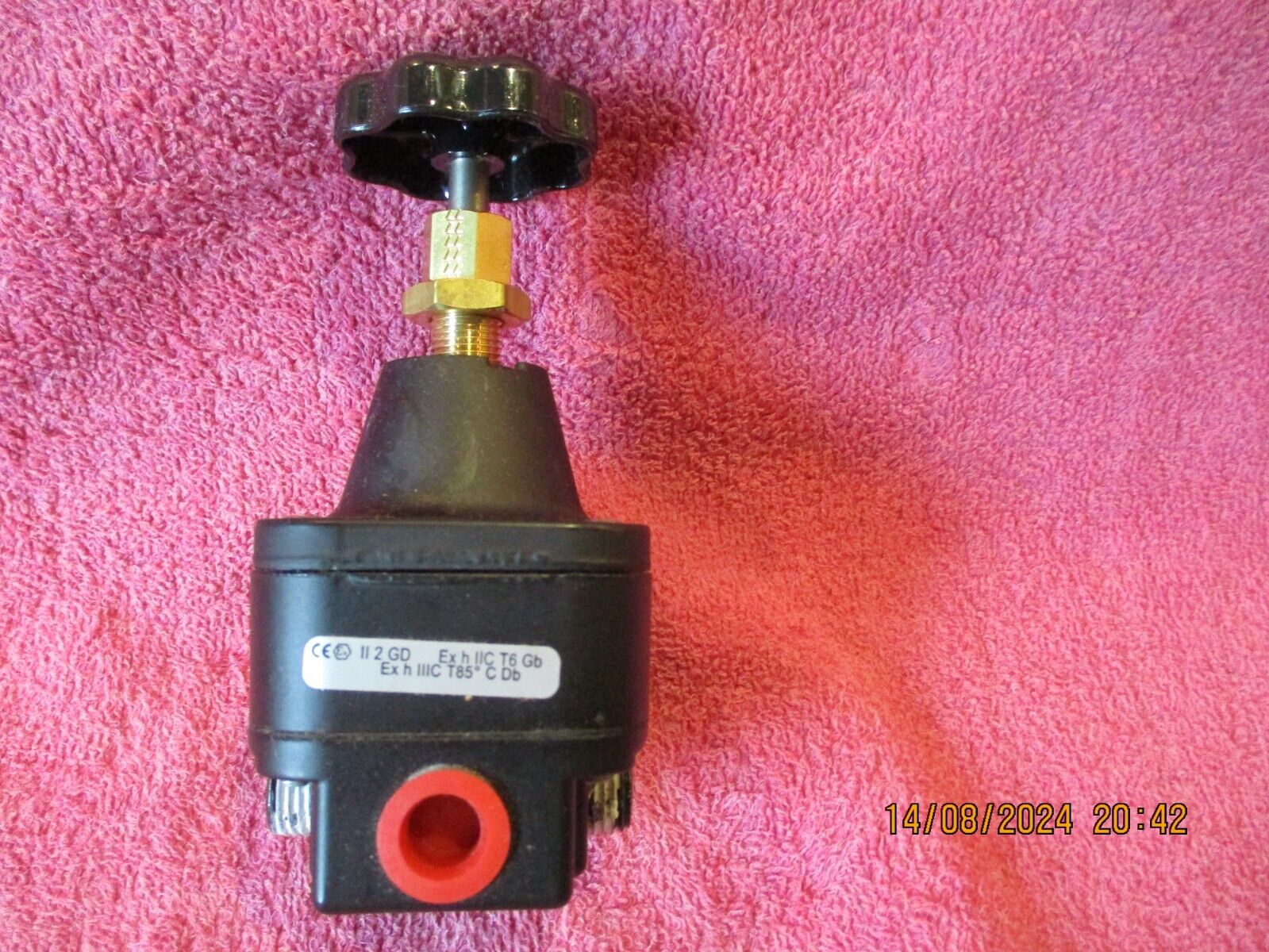 new Norgren Air Pressure Regulator - 11-018-100 - NORGREN