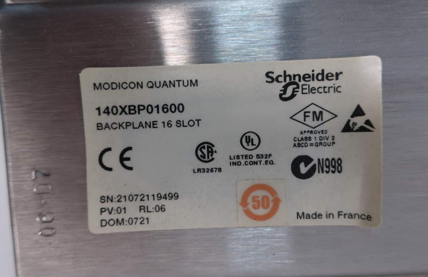SCHNEIDER Rack Backplane 140XBP01600 - SCHNEIDER