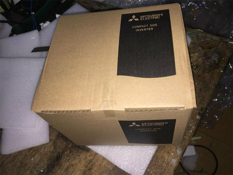 Mitsubishi INverter FR-E740-1.5K One Year New 1PC Energy Conversion System - MITSUBISHI