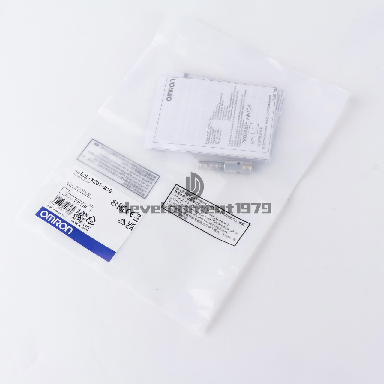 Omron Proximity Switch E2E-X2D1-M1G - OMRON
