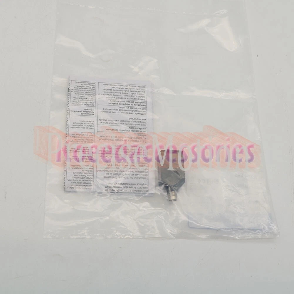 Omron E3Z-LR86 Photoelectric Switch E3ZLR86 1Pcs*