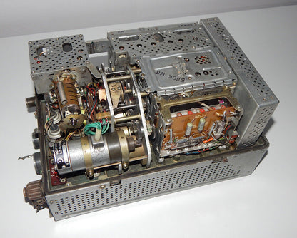 Used Radio R-860: Aircraft Radio Station Rarity - AVIATEK