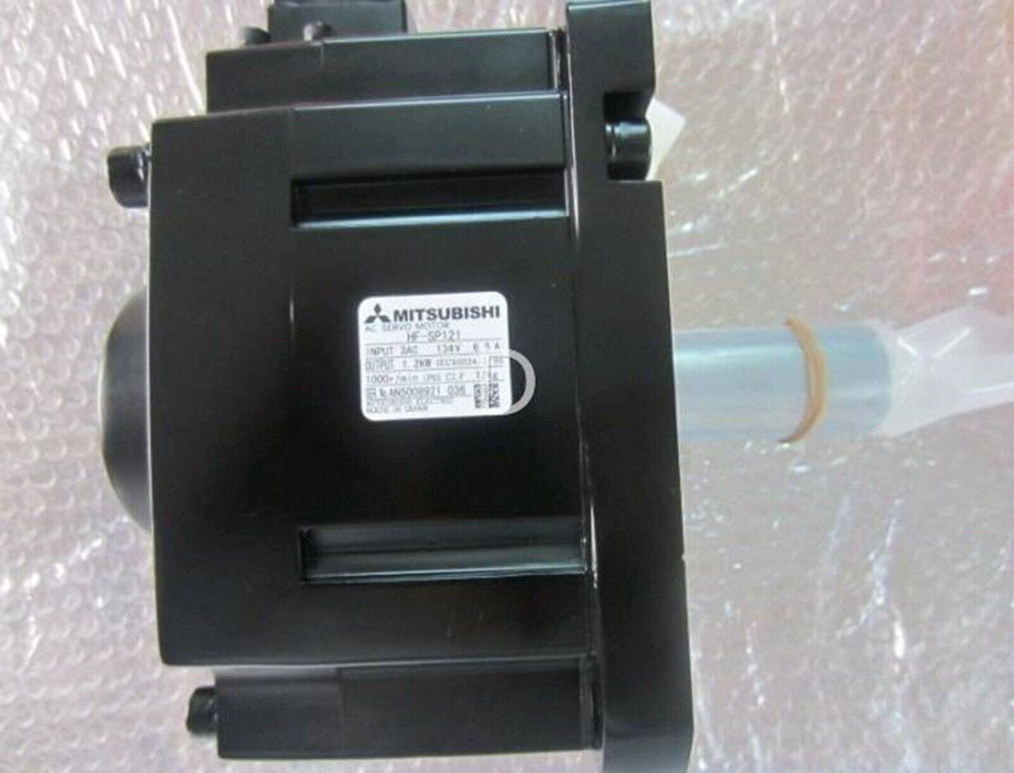 Mitsubishi servo motor HF-SP121 - MITSUBISHI